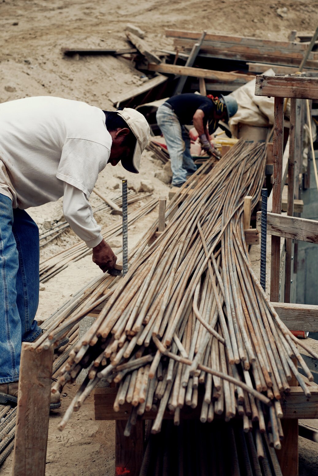 Cleaning Rebar